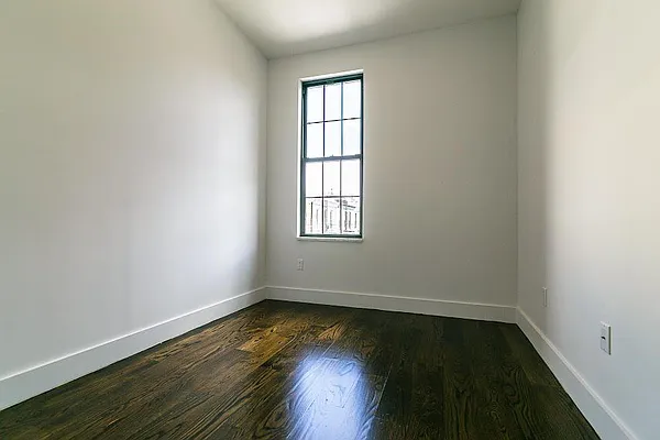 Rented by Nooklyn NYC LLC | media 27