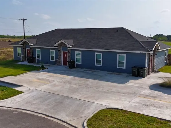 2001 S Valley Cir, La Feria, TX 78559