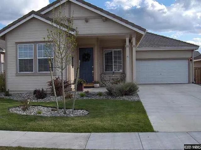 2685 Chaucer St photo 1