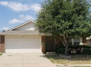 5727 Goldfinch Way, Dallas, TX 75249