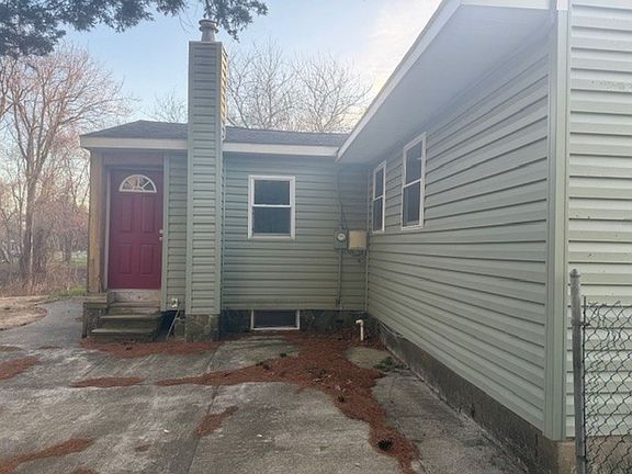 3rd image of 190 Church Rd