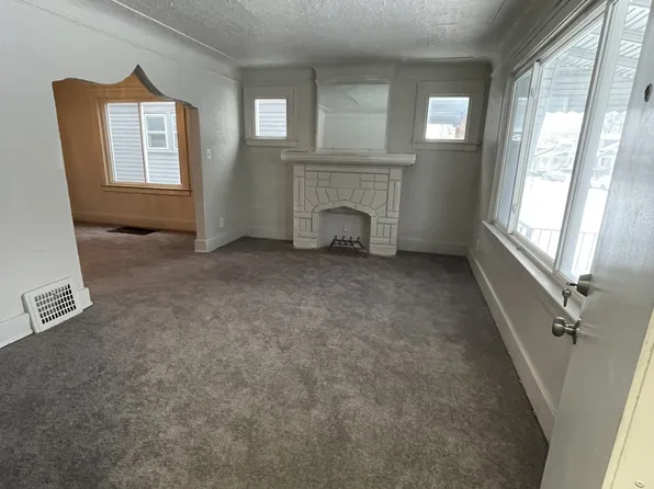 15708 Cherrylawn St #1, Detroit, MI 48238