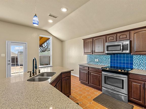 5th image of 5752 Crowder Dr