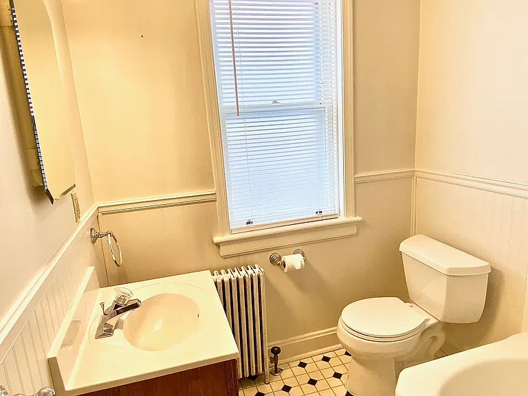 Full Bath