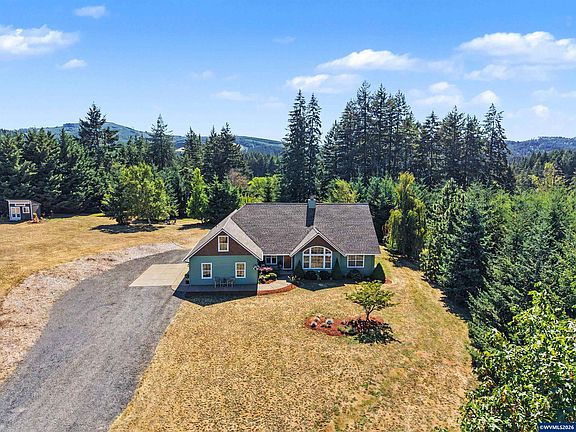 3rd image of 30090 Vicki Ln