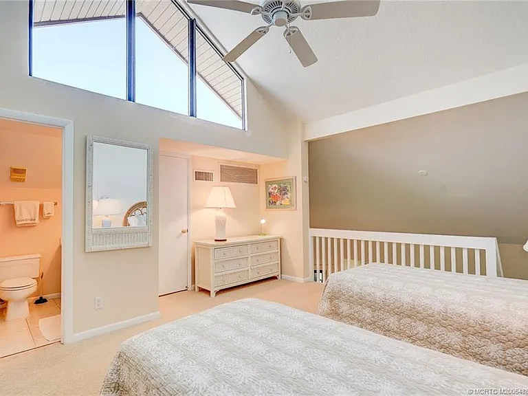 271 NE Edgewater Dr #271 — Photo 17