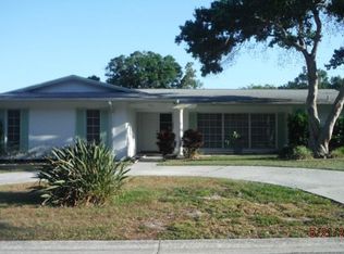 1875 Southwood Ln, Clearwater, FL 33764