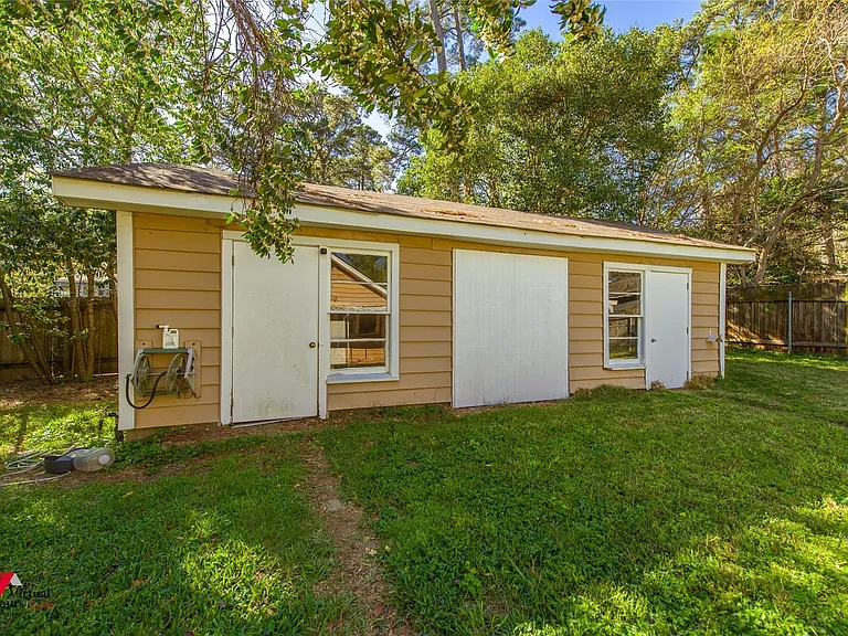 3836 Maryland Ave — Photo 35