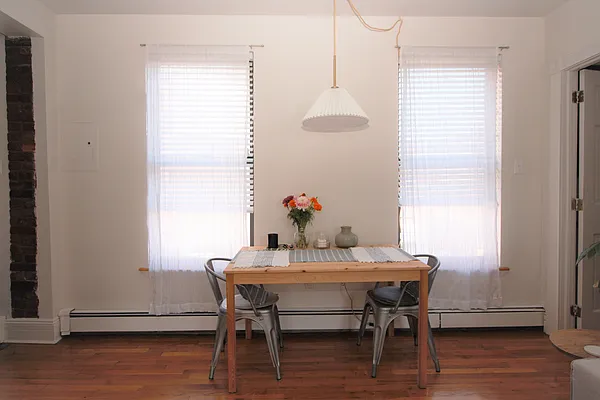 Rented by R New York | media 4