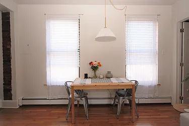 Rented by R New York