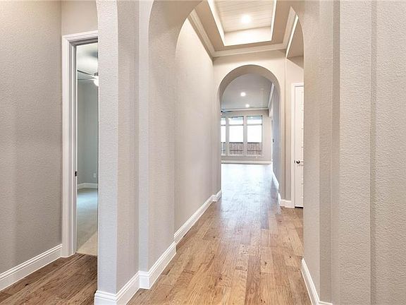 5th image of 1740 Hollyhock Dr