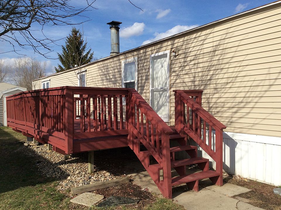 Side View with Deck