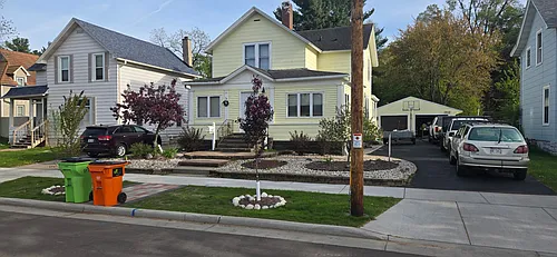 915 Barland St #1 Photo 1
