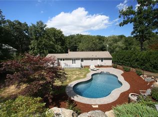 138 Farmstead Ln, Glastonbury, CT 06033