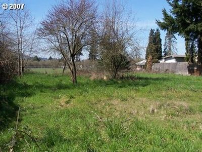 810 S 42nd St, Springfield, OR, 97478