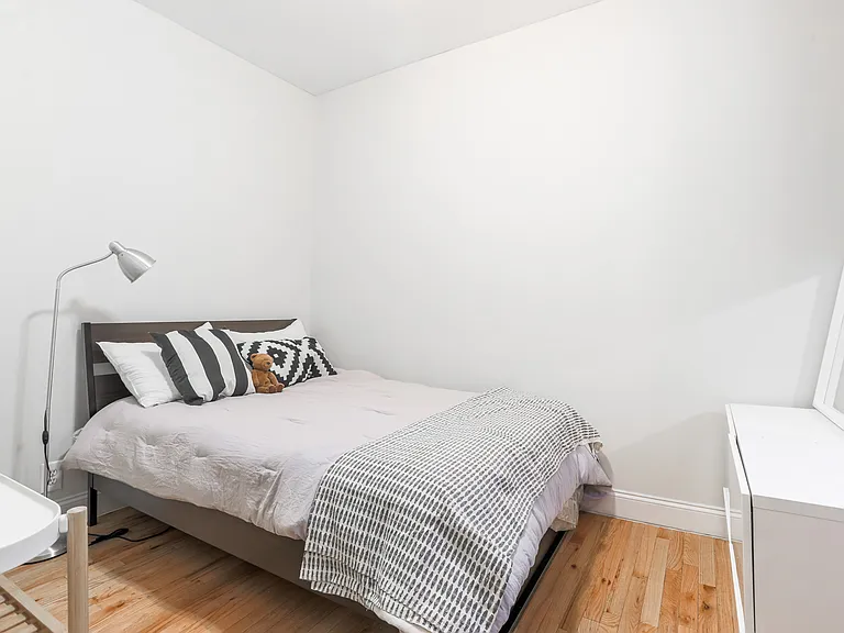 127 E 102nd St #1 — Photo 11