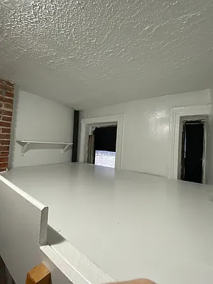 Rented by Peter R. Hungerford, LREB | media 20