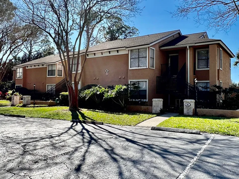 887 Coral Reef Way