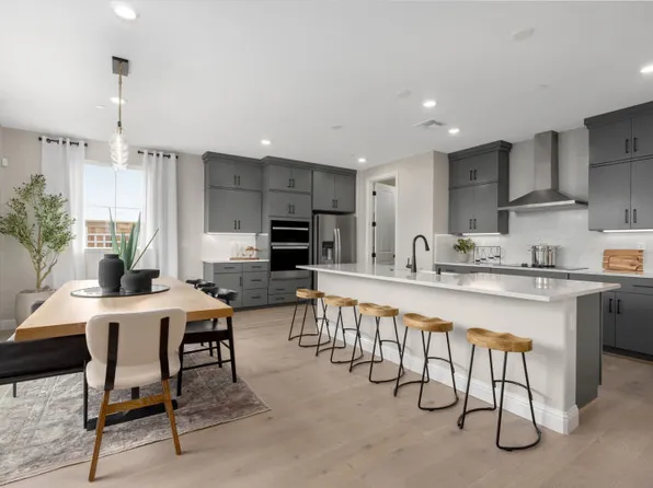 326 E Beatrice Ave, Mountain House, CA 95391