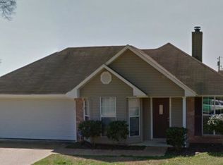 975 Bullrun Dr, Jackson, MS 39272