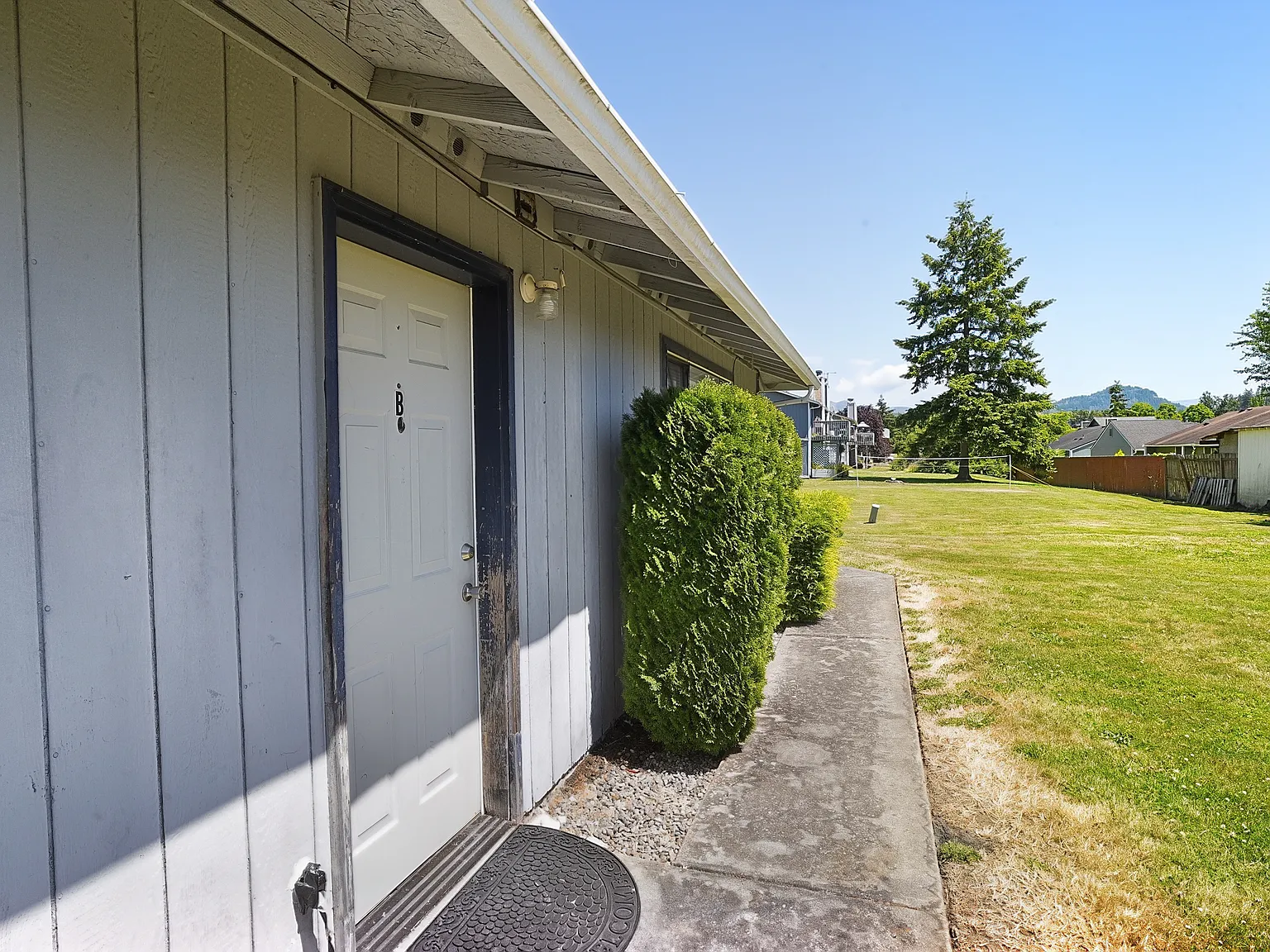 2 bed, 900 sqft, $1,695 — Photo 3