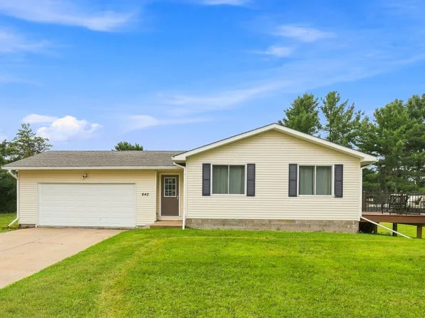 640 Sundance St, Amery, WI 54001