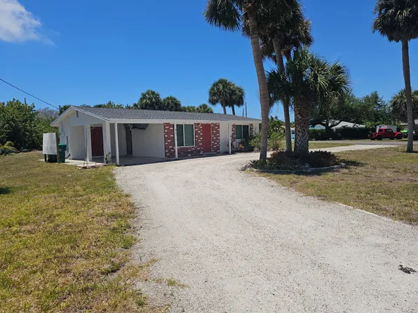 817 E 4th St, Englewood, FL 34223