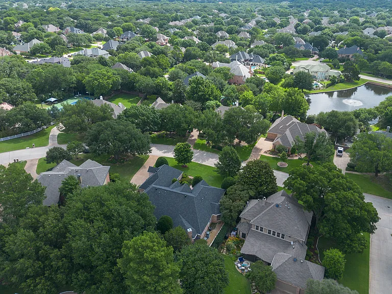 360 Highland Oaks Cir — Photo 45
