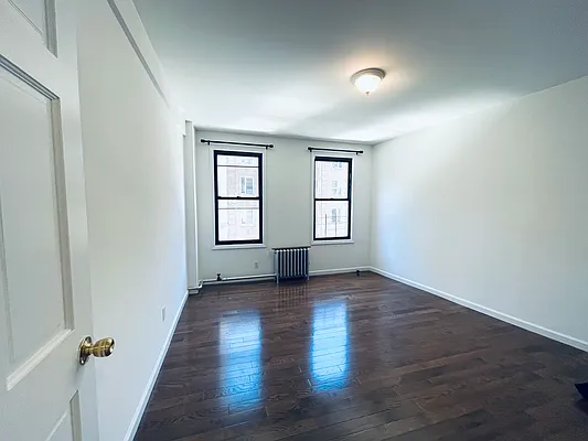 Rented by Ovation Properties, LLC | media 21