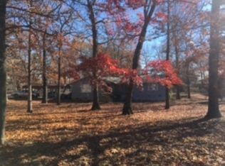 8 Greentree Rd, Greenville, SC 29607