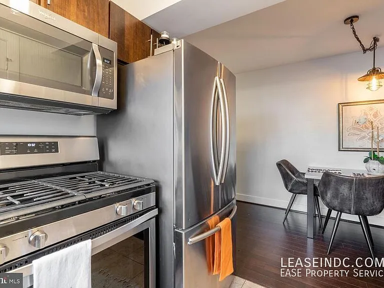 907 Euclid St NW #102 — Photo 11
