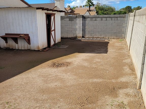 3rd image of 4718 W Escuda Dr