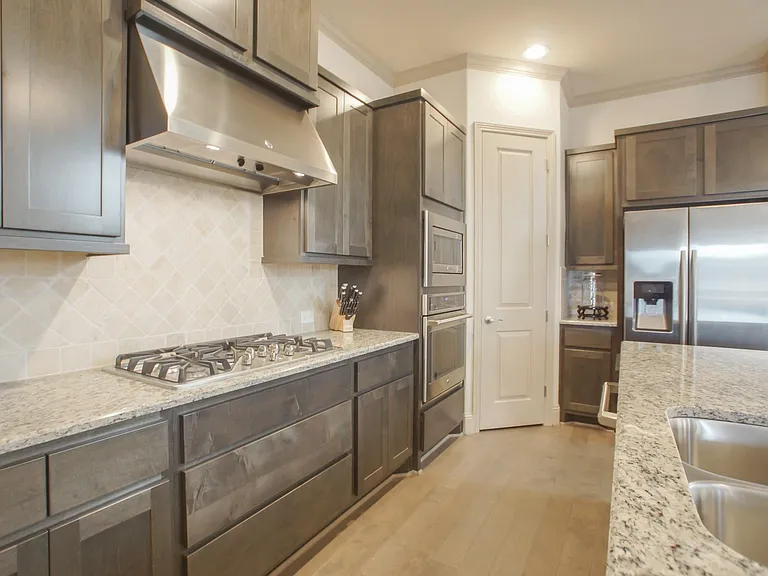47 N Lochwood Way — Photo 12