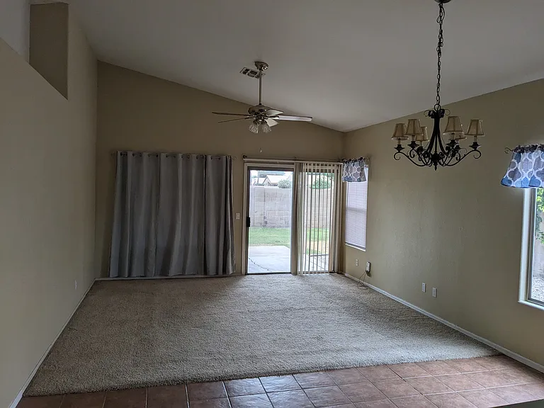 610 S Voyager Dr — Photo 8