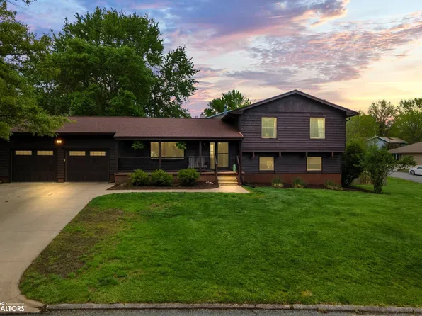 1001 Southview Dr, Fairfield, IA 52556