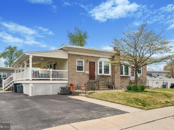 82 Hoffman Rd, Ridley Park, PA 19078