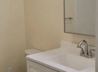 190 Quarry Hill Rd APT 54, South Burlington, VT 05403