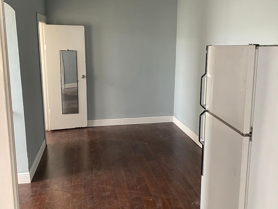 1st image of 737 NW 31st St APT 3