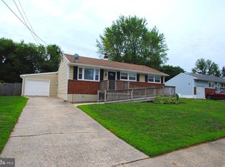 210 S Garden Blvd, Edgewater Park, NJ 08010