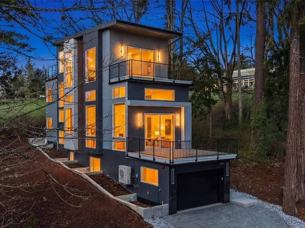 11905 89th Avenue NE, Kirkland, WA 98034