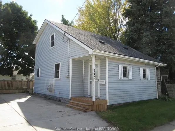 640 Wallace St, Chatham Kent, ON N8A 1K5