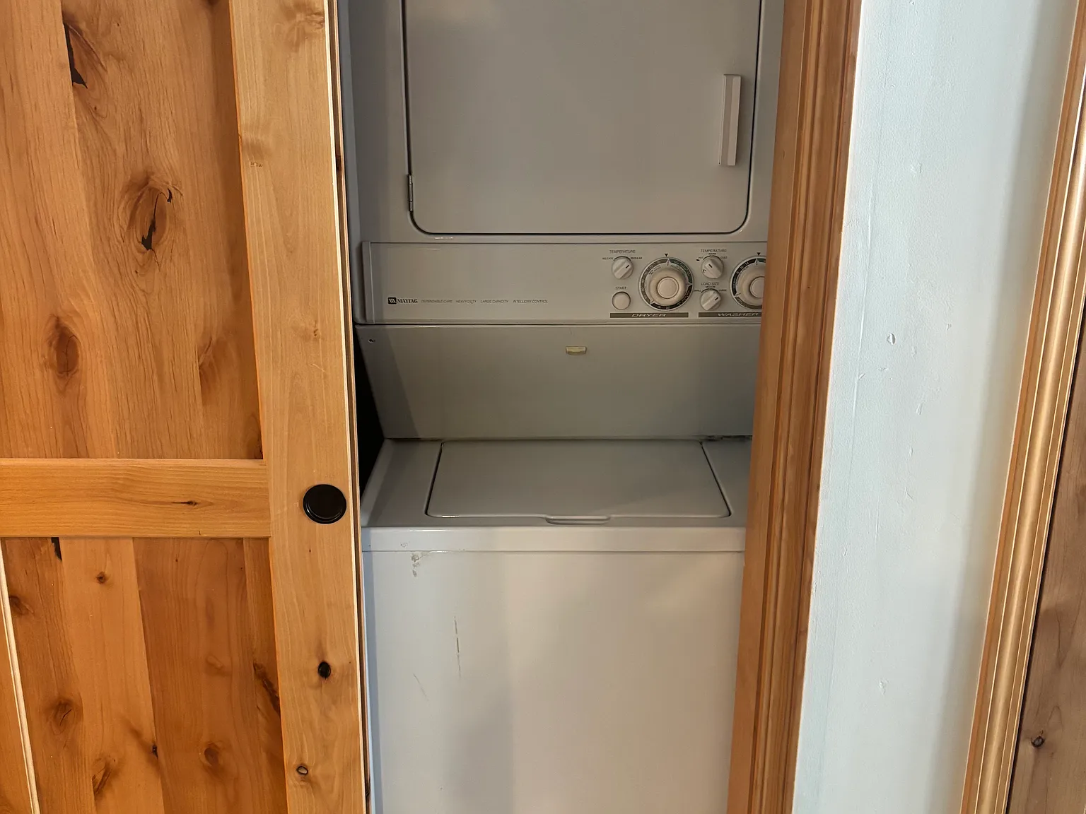 2 bed, 750 sqft, $2,600 — Photo 3