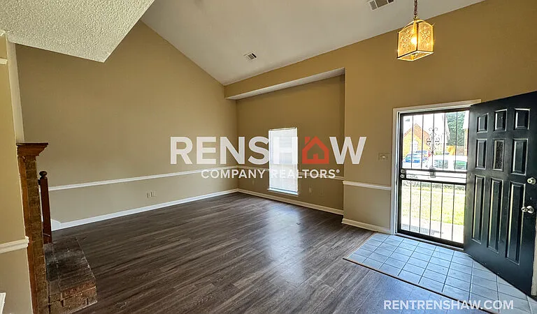 5853 Jardin Pl — Photo 3