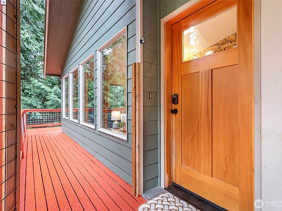 2nd image of 1615 Emerald Lake Way