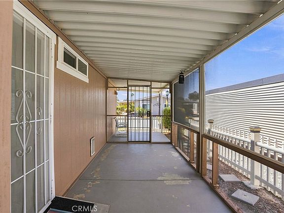 5th image of 1250 N Kirby St Space 99