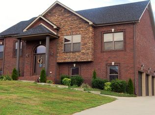 935 Spring Terrace Ct, Clarksville, TN 37040