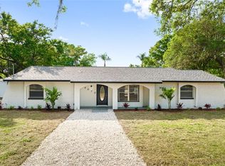 4813 Cooper Rd, Plant City, FL 33565