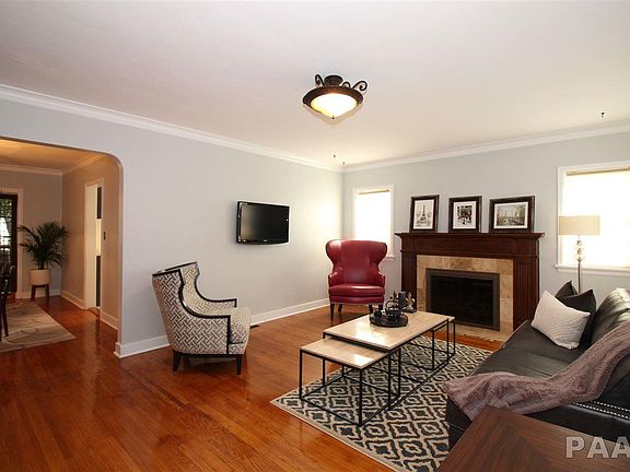 2nd image of 403 W Forrest Hill Ave