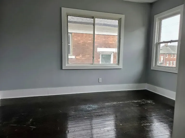 2030 Hazelwood St #1 — Photo 19