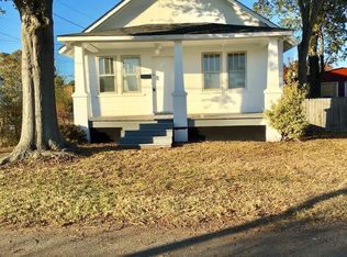 1001 Burrow Ave, Chesapeake, VA 23324